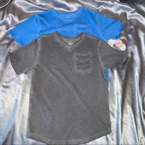 NEW 2 boy t shirts size s 6-7